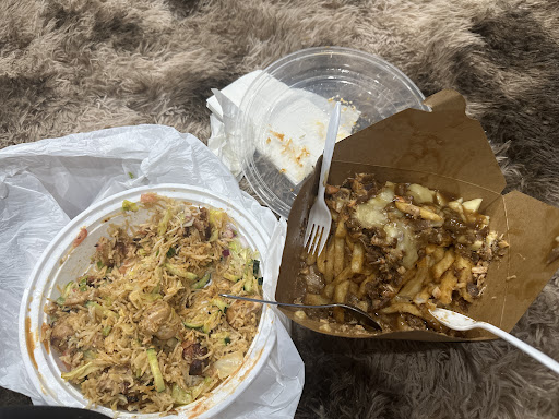 Photo of PAK DONAIR - 2401 Preston Ave S #5, Saskatoon, SK S7J 2G3